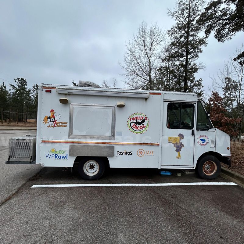 2004 Ford Econoline Food Truck Conversion