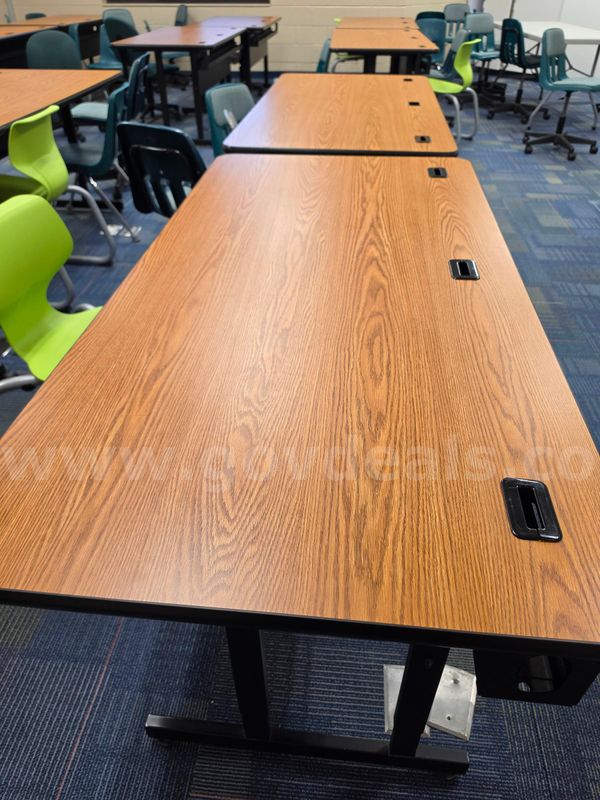 table 60 w x 30 l x 29 Qty2