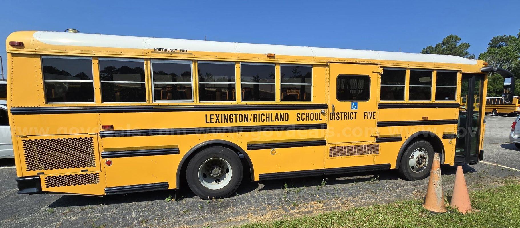 School Bus with Wheel chair lift