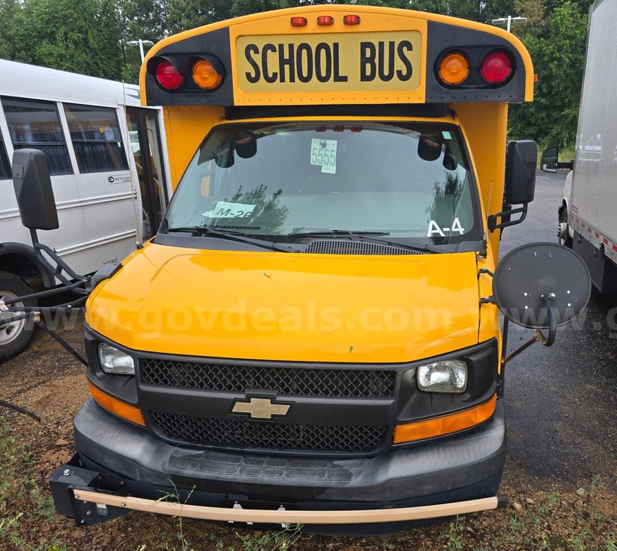 MinoTour School Bus