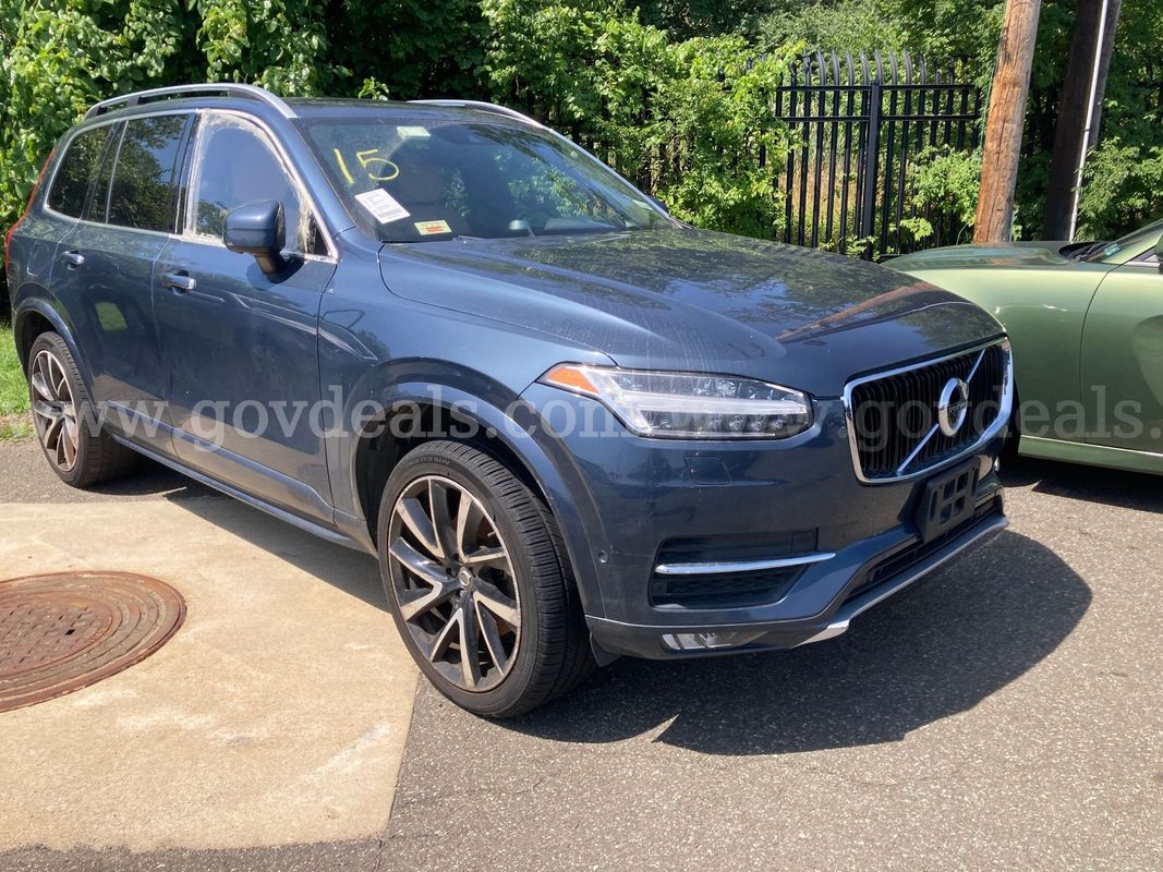 2019 Volvo XC9 - CLEAR TITLE - NO KEY - MILES UNKNOWN0