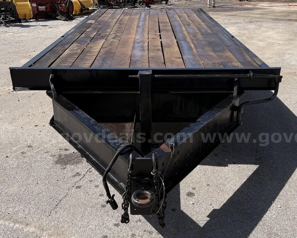 Tri-Axle Trailer