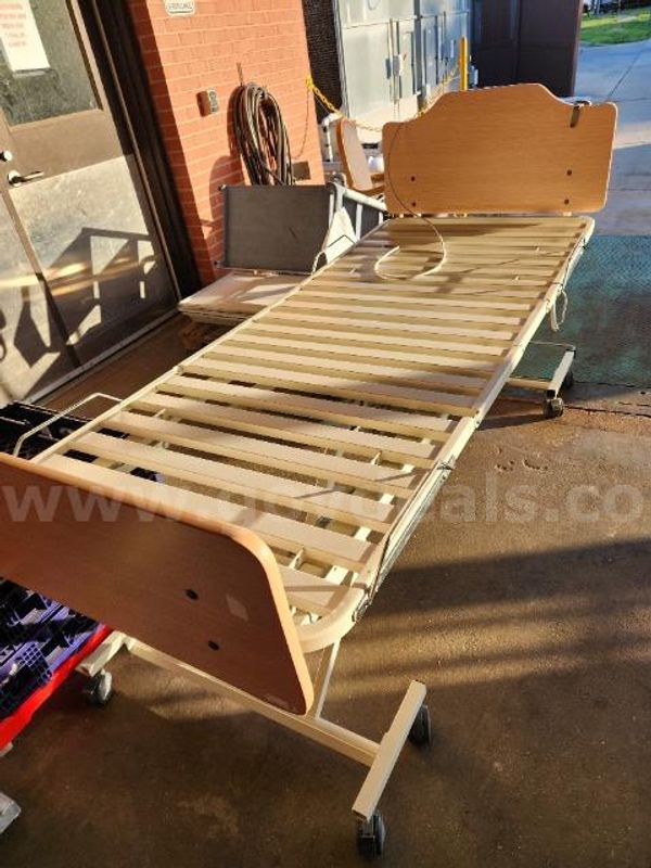 Lot of (15) Used NOA Hospital Beds.