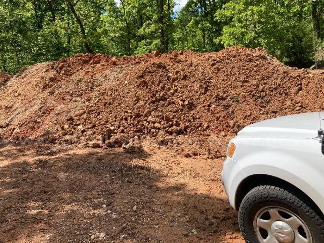 Lot of Approx. 400 Cubic Yards of Overburden Clean Fill of Clay, Silt, More