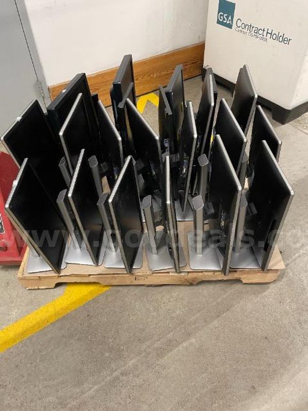 Lot of (23) Dell and HP Brand Monitors.
