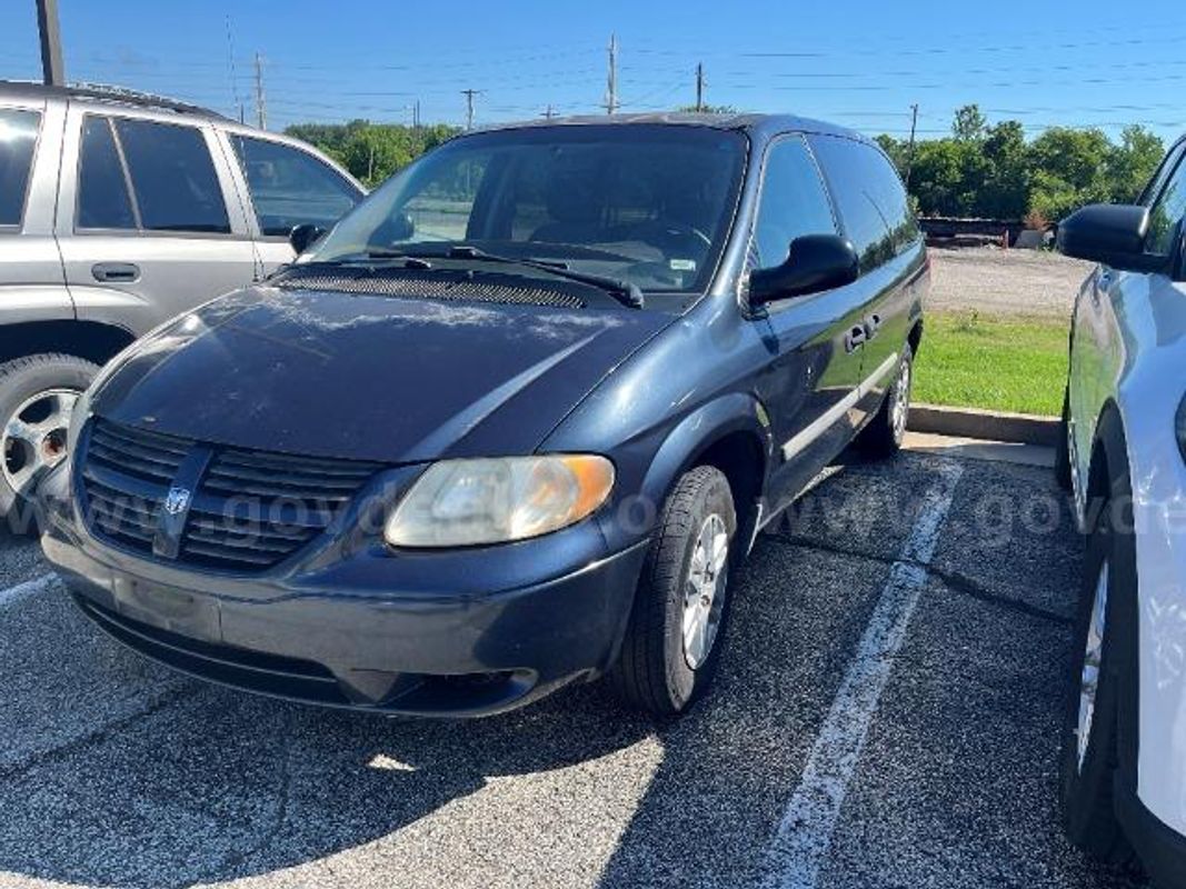 2007 Dodge Grand Caravan, 127139 Miles.