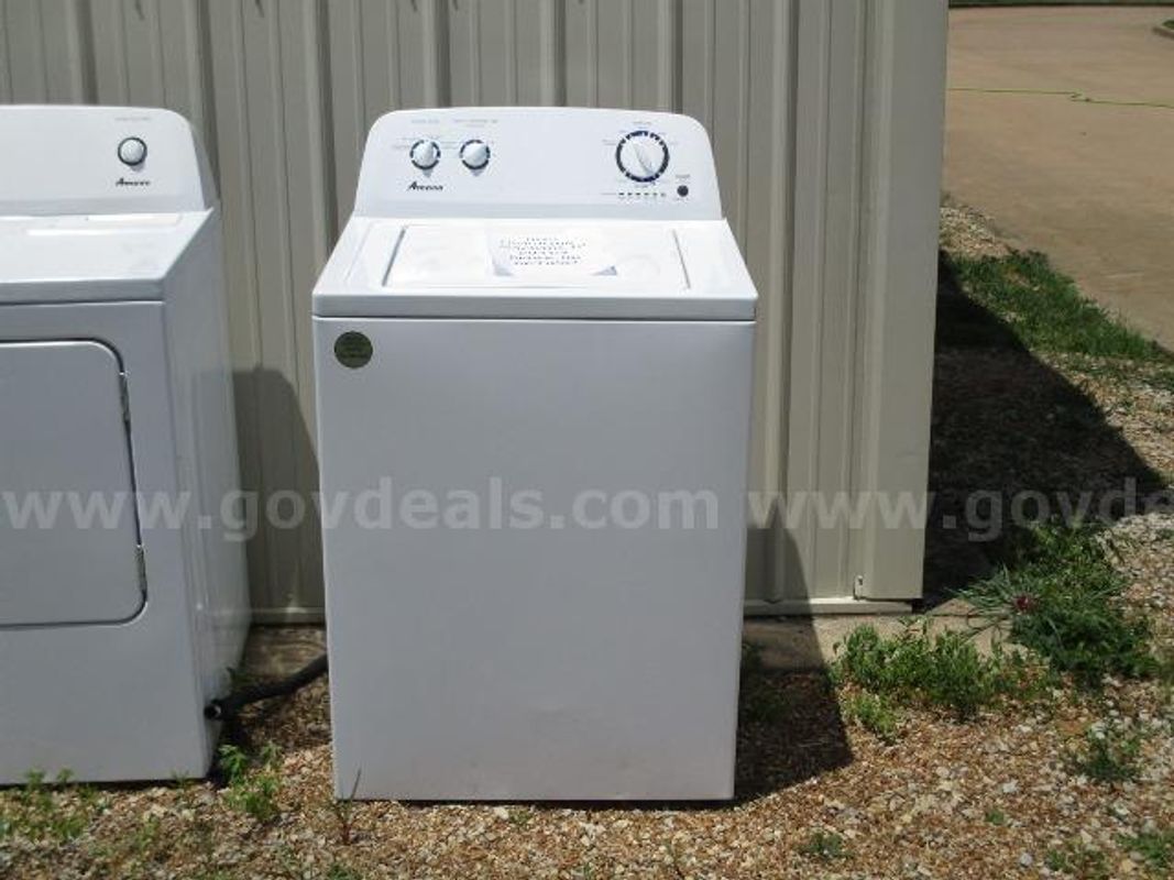 Lot of (1) Amana Washing Machine.