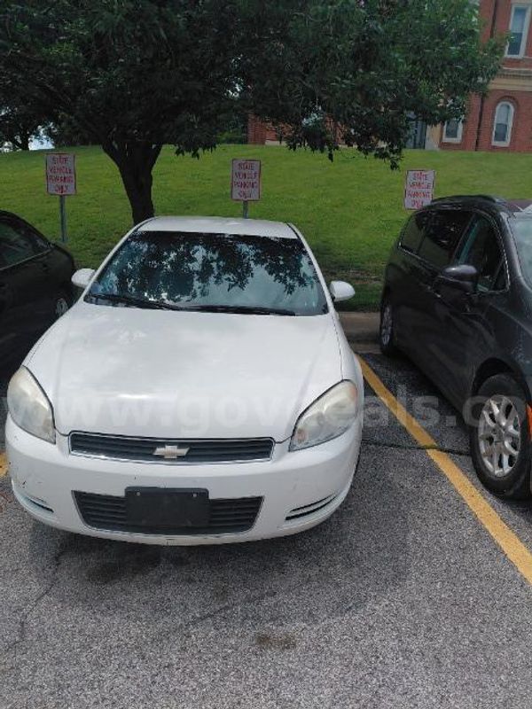 2008 Chevrolet Impala, 80126 Miles.