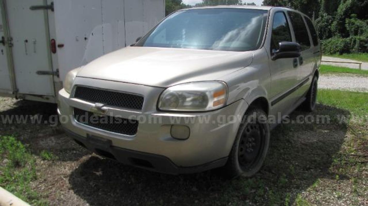 2008 Chevrolet Uplander, 234878 Miles.