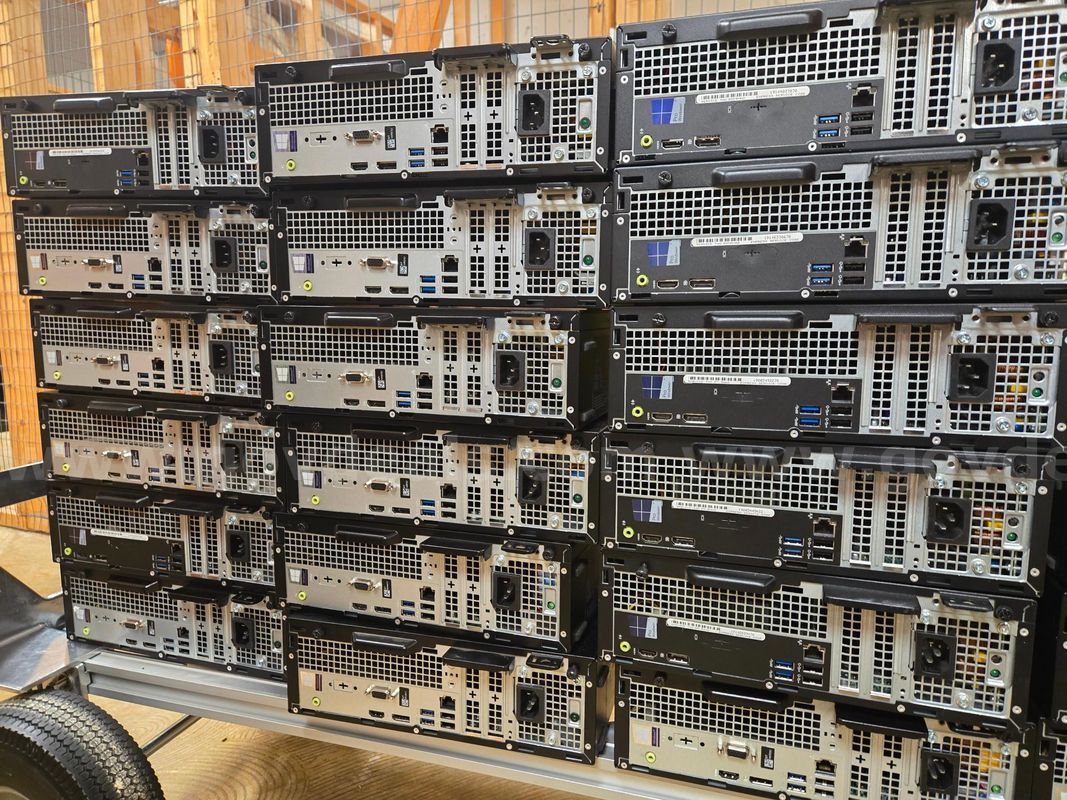 Lot of (25) Desktops- Varying conditions (seller ref: yellow tag)