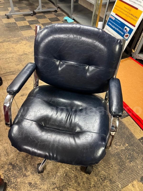 Navy Blue Rolling Desk Chair