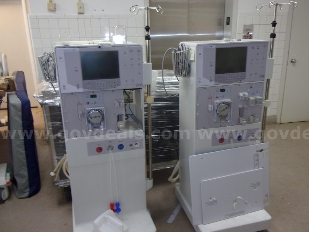 7 Fresenius K2 Dialysis Machine