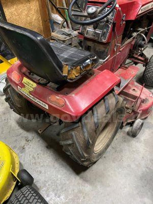 1983 Wheel Horse Riding Mower