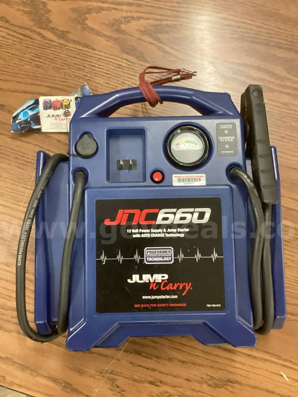 Clore Automotive Jump N Carry 1700 Peak Amp 12V Jump Starter (JNC660)