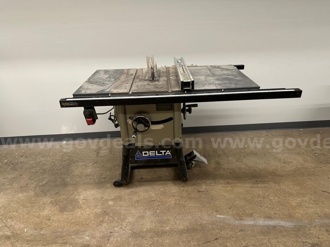 Table Saw (1)