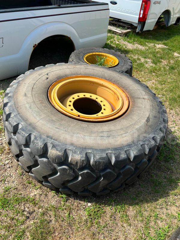 20.5R25 loader tire