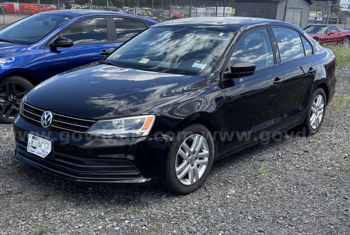 2015 Volkswagen Jetta (Abandoned Vehicle) NO KEYS