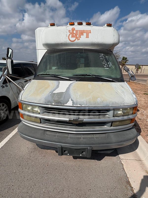 2002 Chevrolet Express (Video Attached)