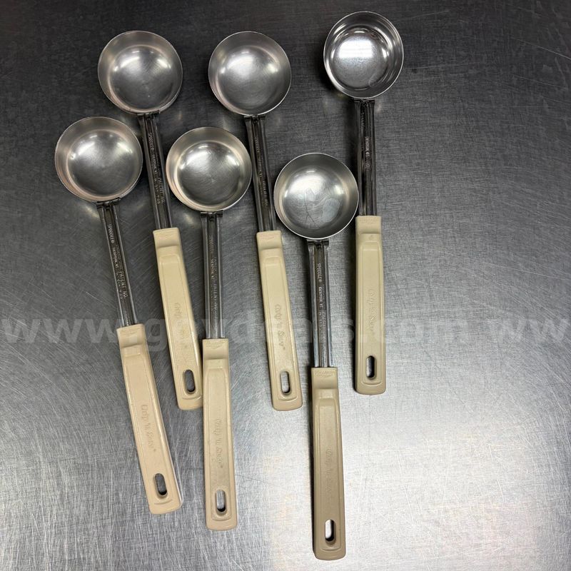 six 3 oz spoodles