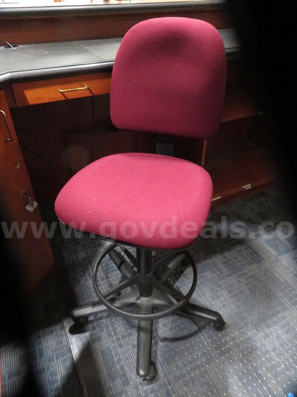 Set of 3 Burgundy Task Stools