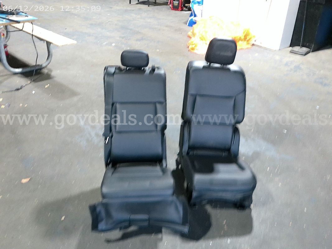Ford Explorer seats and hard form