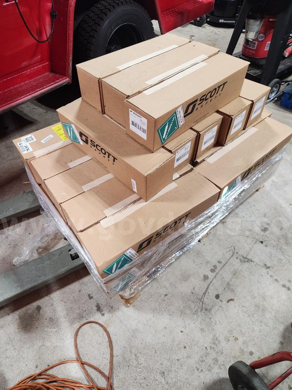 Lot of used expired SCBA bottles
