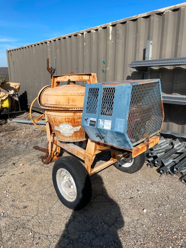 Towable Cement Mixer - 6A16282