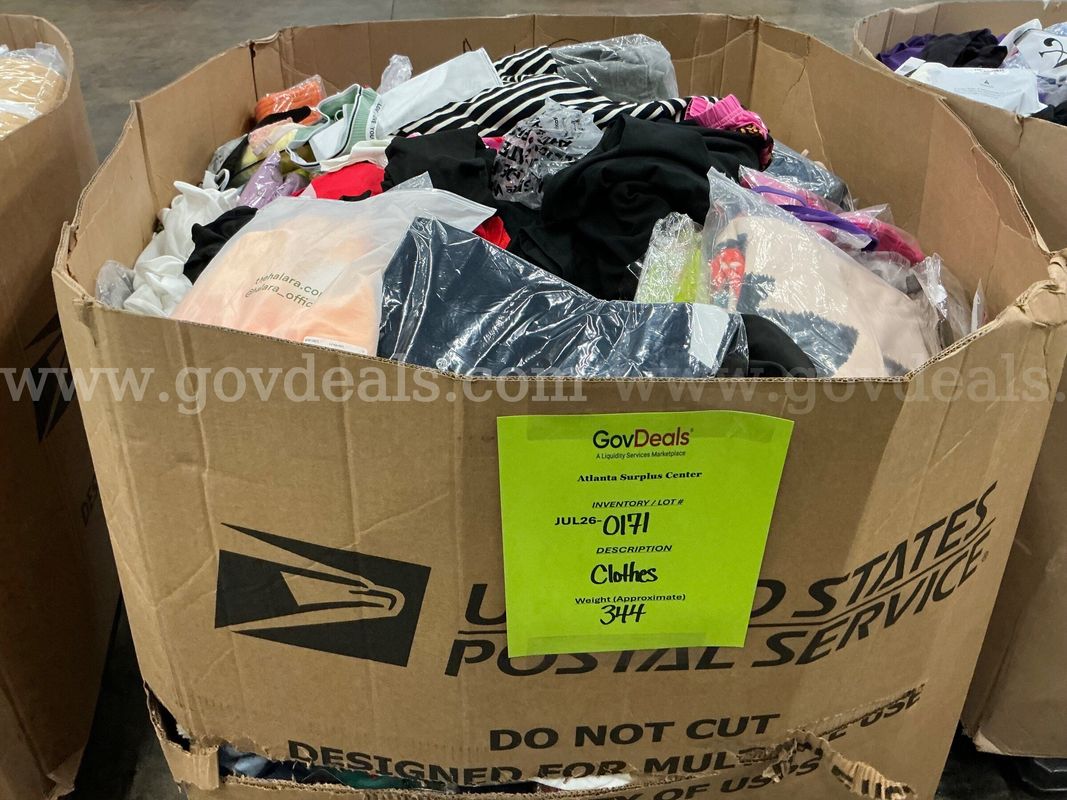 Apparel "Clothes" (JUL26-0171)
