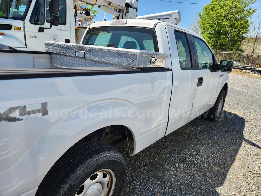 2012 Ford F-150 XL SuperCab 6.5-ft. Bed 4WD