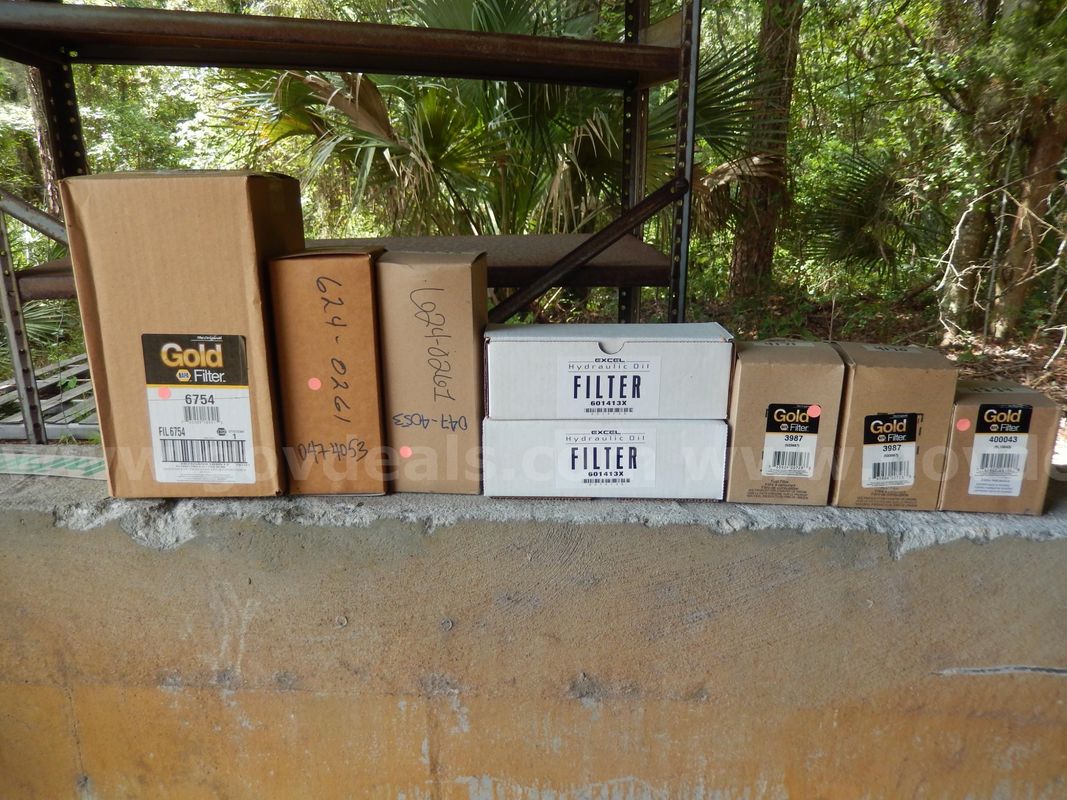 Used (8) Assorted Car Air, Fuel, And Hydraulic Filters