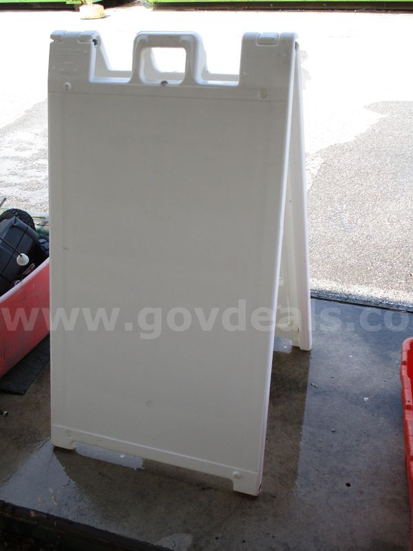 (1) Used White Plastic Outside Display Board