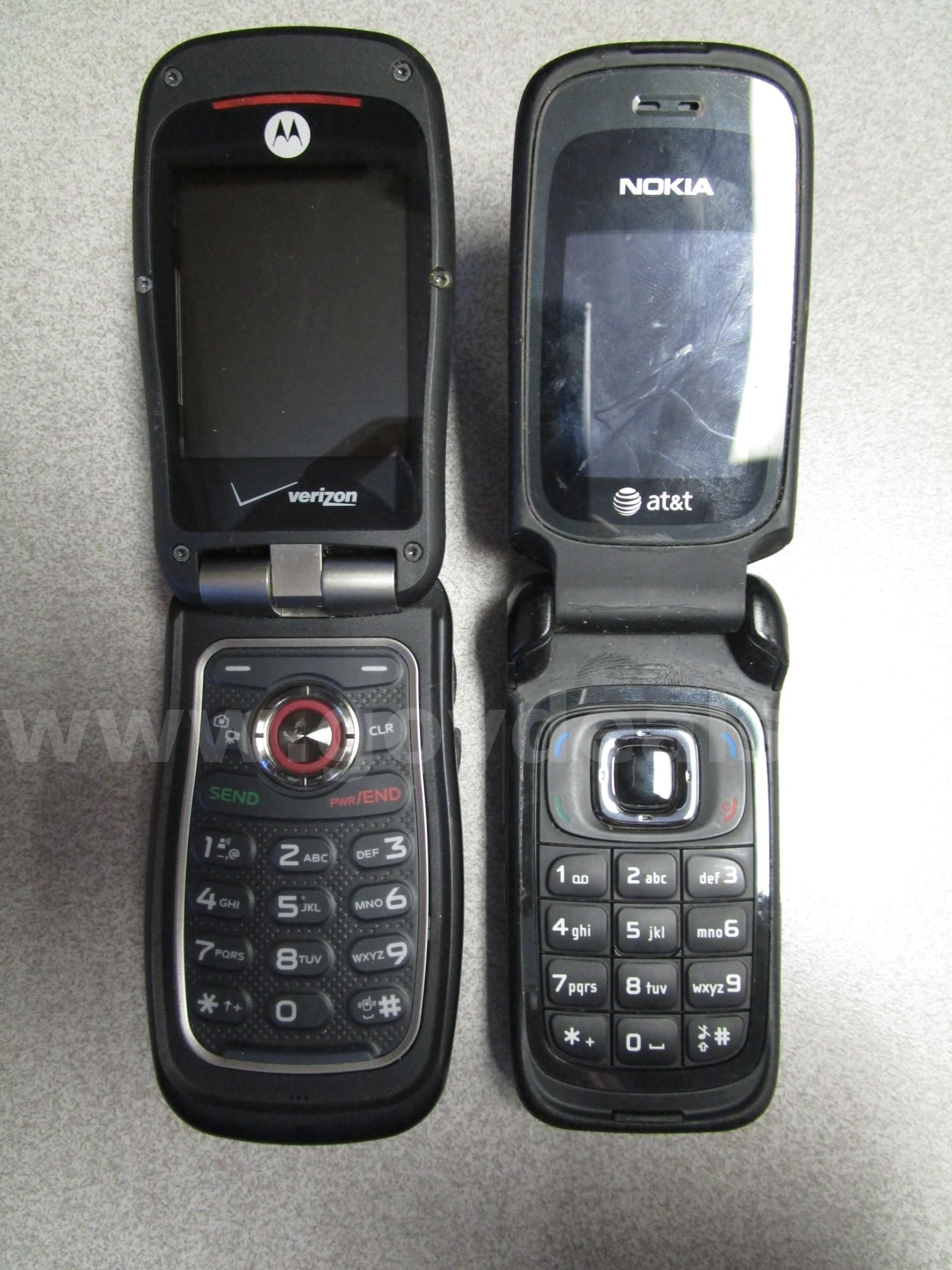 (2) Used Flip Phones