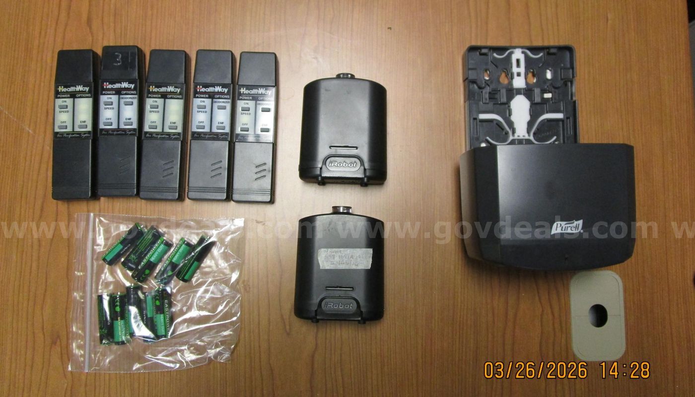 (8) Miscellaneous Janitorial Items