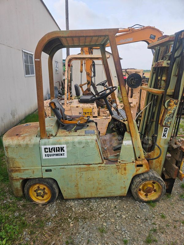 Forklift