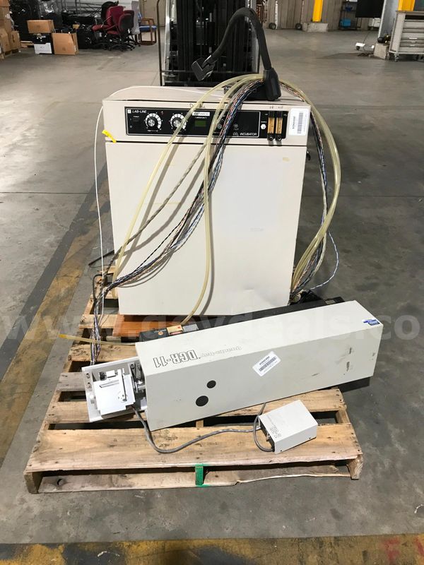 Spectra-Physics Quanta-Ray Dcr -11pulsed Nd: Yag Laser And Assorted Items On One Pallet.