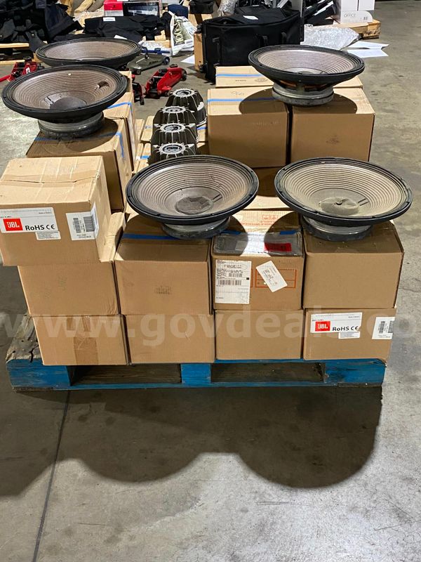 1 Pallet Of Assorted ( Jbl ) Speakers