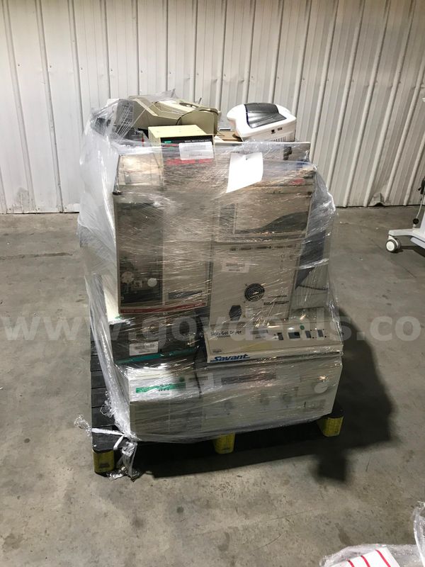 Lot Of Medical Equipment On 1 Pallet
