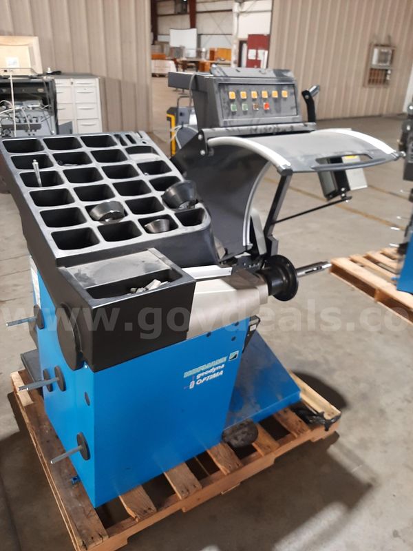 Hofmann Tire Balancer