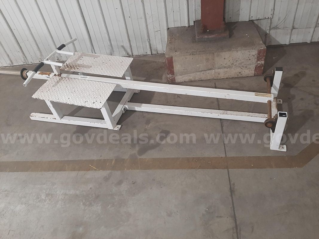 T-Bar Row Machine