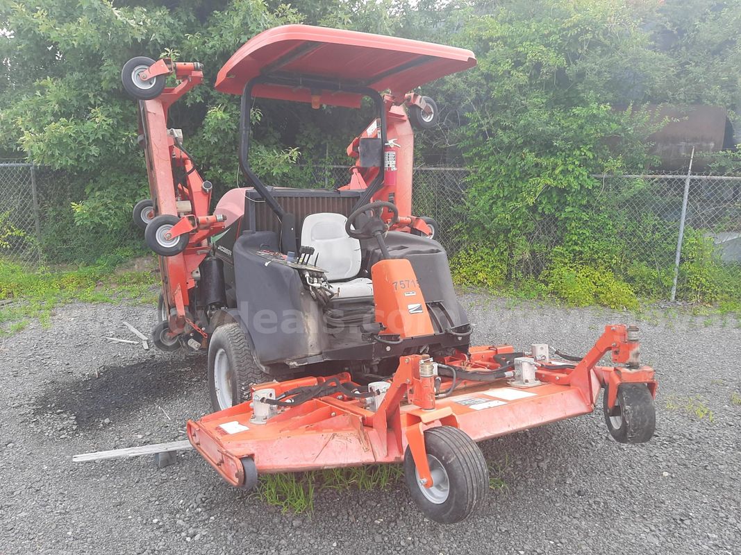 JACOBSEN DIESEL MOWER