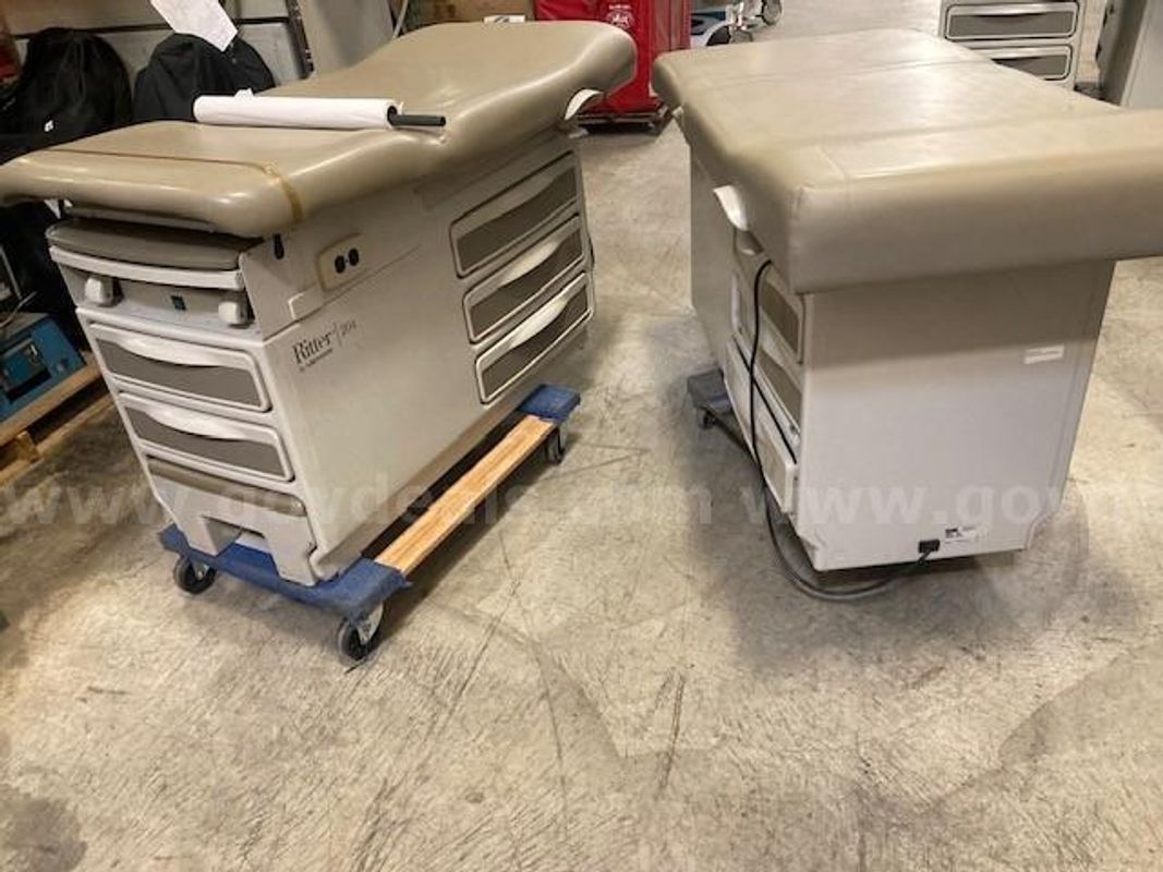 Set of (2) Ritter 204 Exam Tables by Midmark