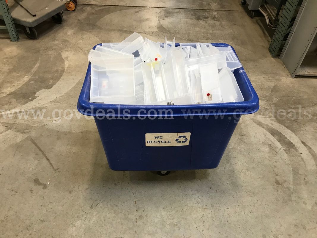 Akrobin Stackable Plastic Storage containers