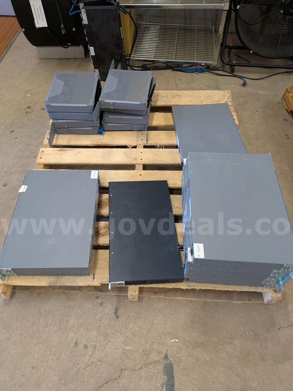 I Pallet Of Used Computer Related Surplus Marked J Single. Sold As Is. Look The Pics Over Carefully.