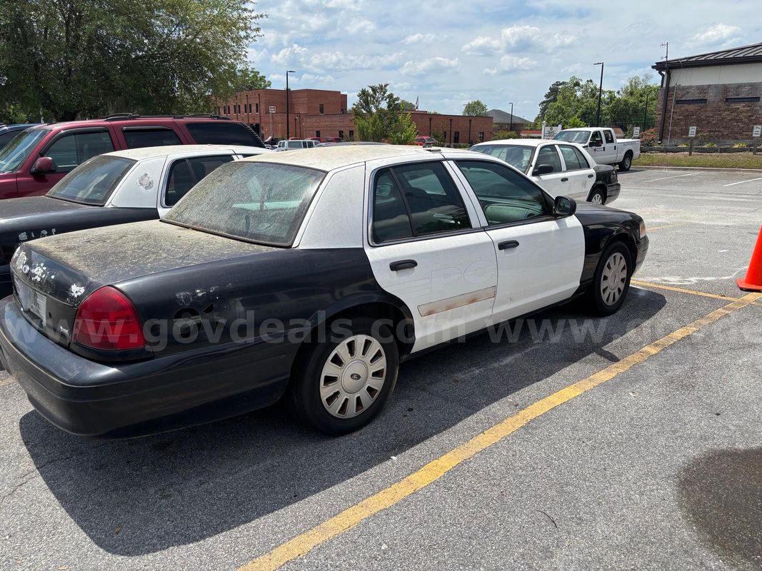 2010 Ford Crown Victoria