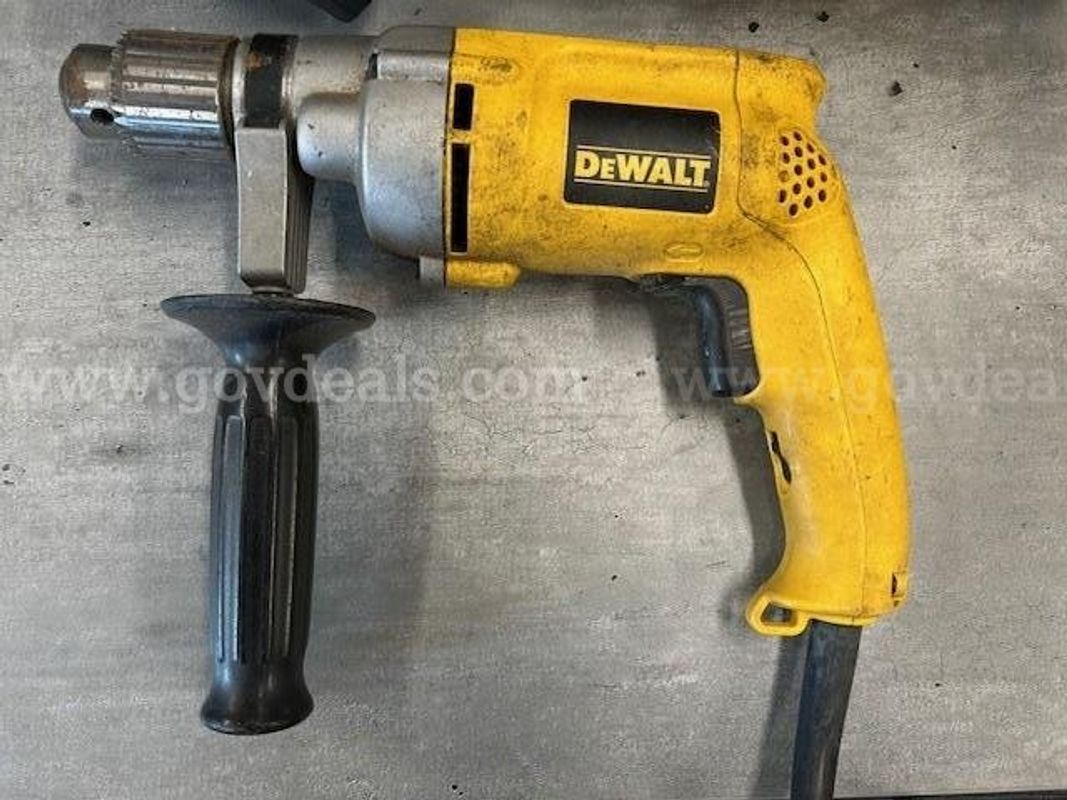 DeWalt DW235G Drill