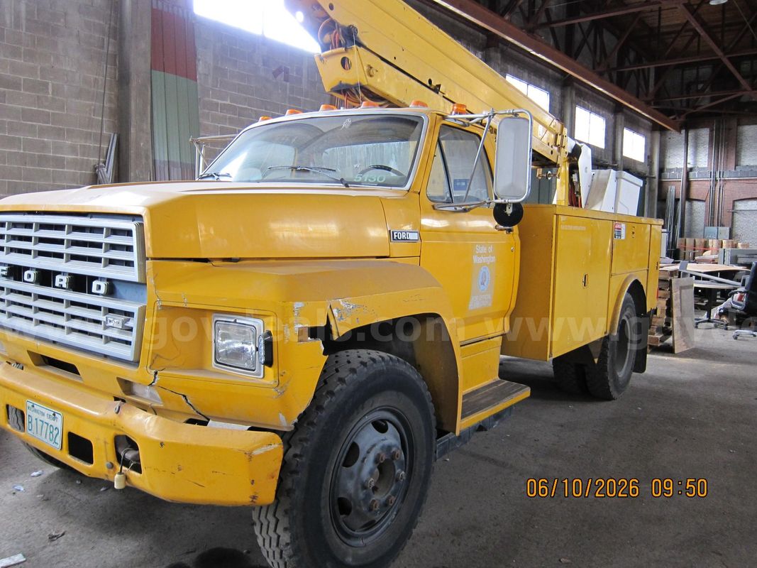 1983 Ford Bucket Truck