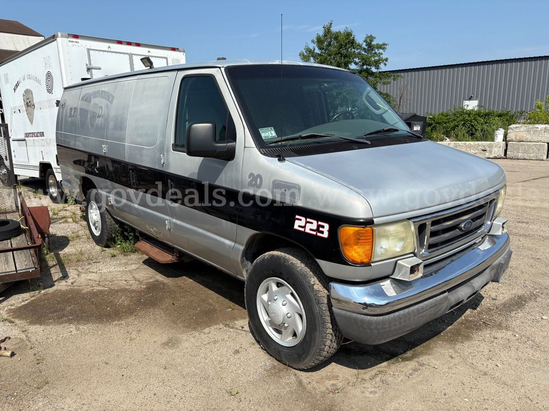2006 Ford Econoline E350 Super Duty Extended