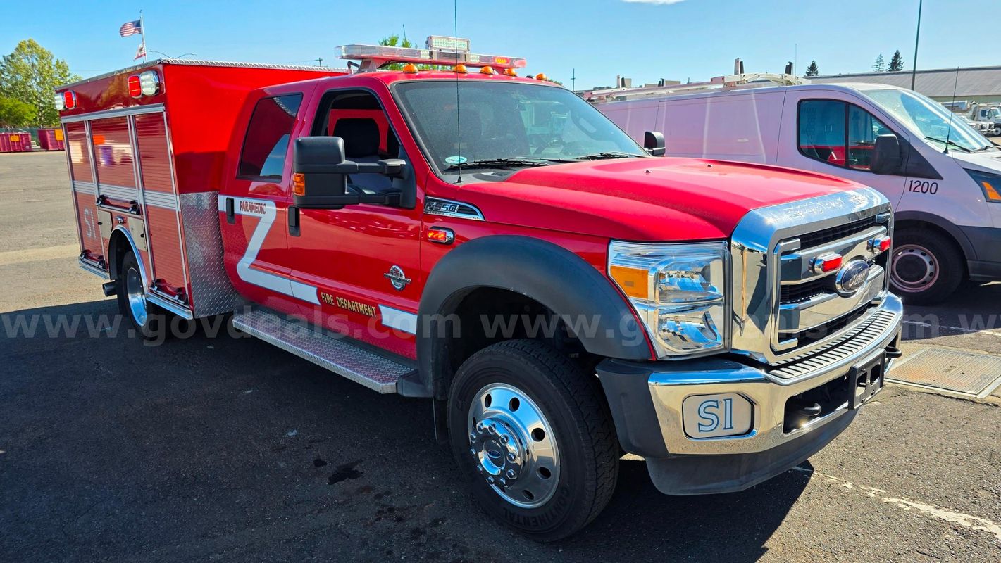 2016 Ford F-550 Fire Department Squad #1