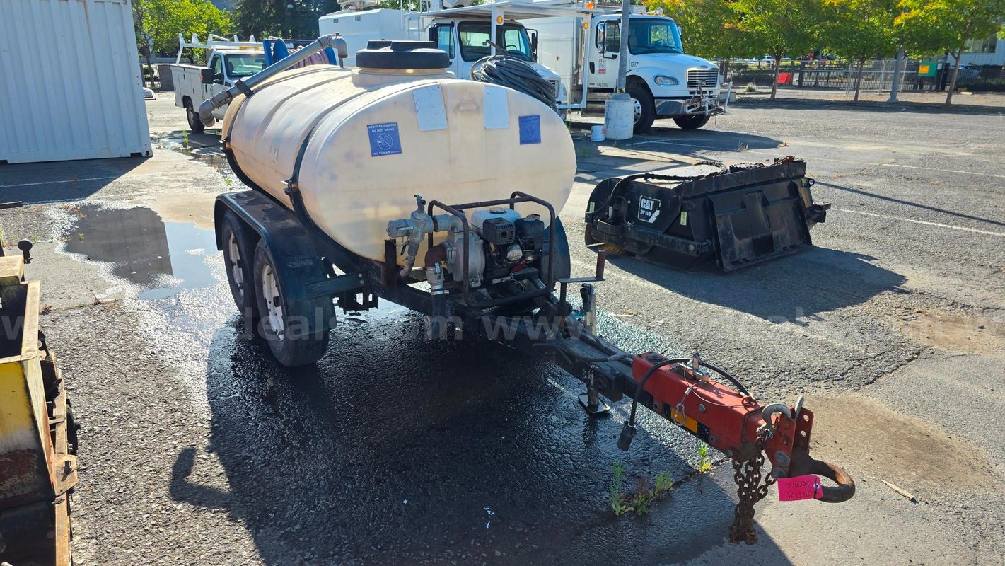 2006 U CART Water Trailer 540