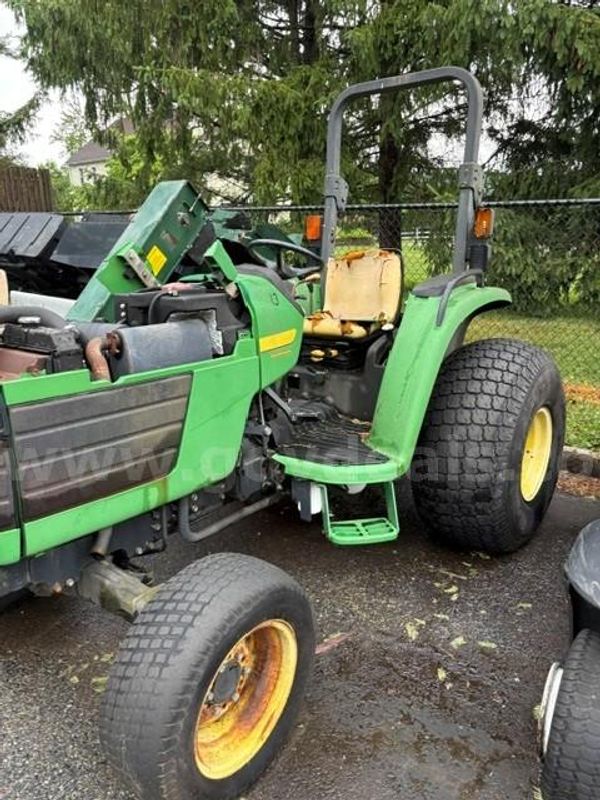2003 John Deere 4710